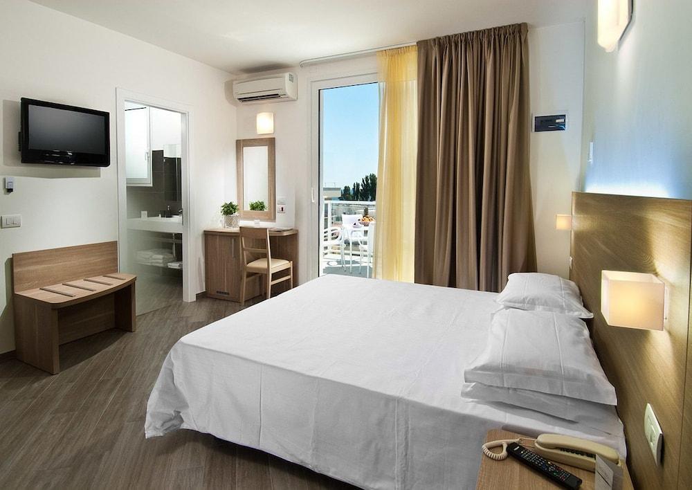 Hotel Atlantic & Spa Gabicce Mare Dış mekan fotoğraf