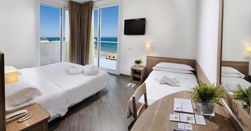 Hotel Atlantic & Spa Gabicce Mare Dış mekan fotoğraf