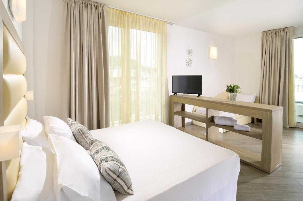 Hotel Atlantic & Spa Gabicce Mare Dış mekan fotoğraf