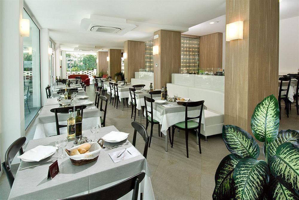 Hotel Atlantic & Spa Gabicce Mare Dış mekan fotoğraf