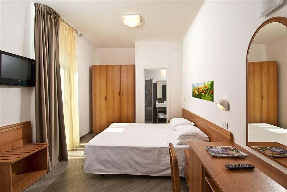 Hotel Atlantic & Spa Gabicce Mare Dış mekan fotoğraf