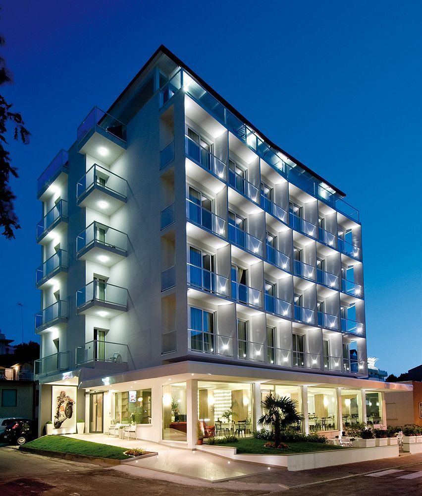 Hotel Atlantic & Spa Gabicce Mare Dış mekan fotoğraf