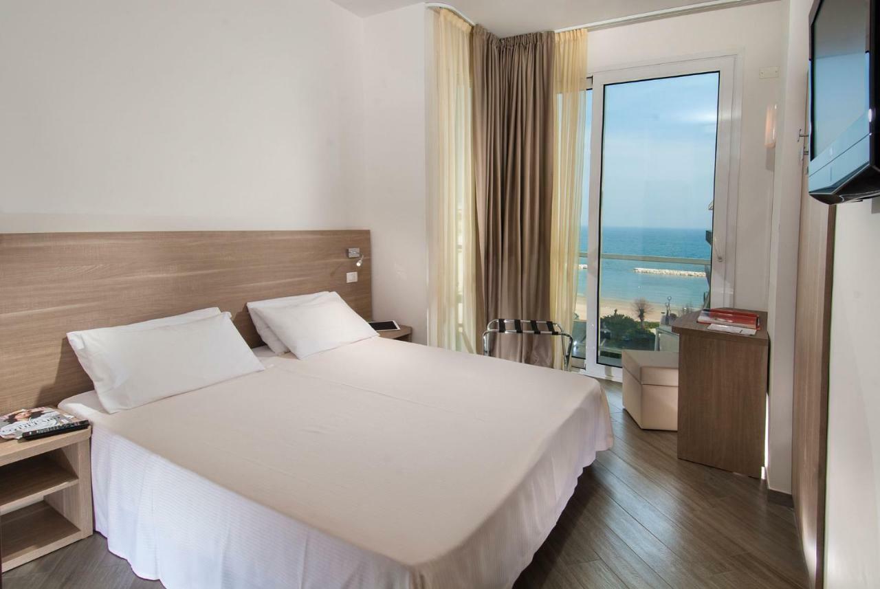 Hotel Atlantic & Spa Gabicce Mare Dış mekan fotoğraf