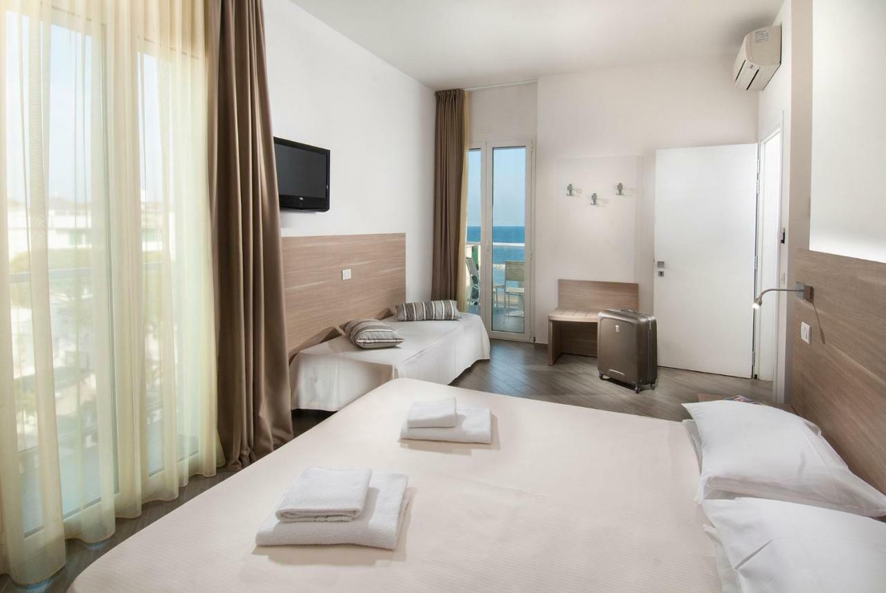 Hotel Atlantic & Spa Gabicce Mare Dış mekan fotoğraf