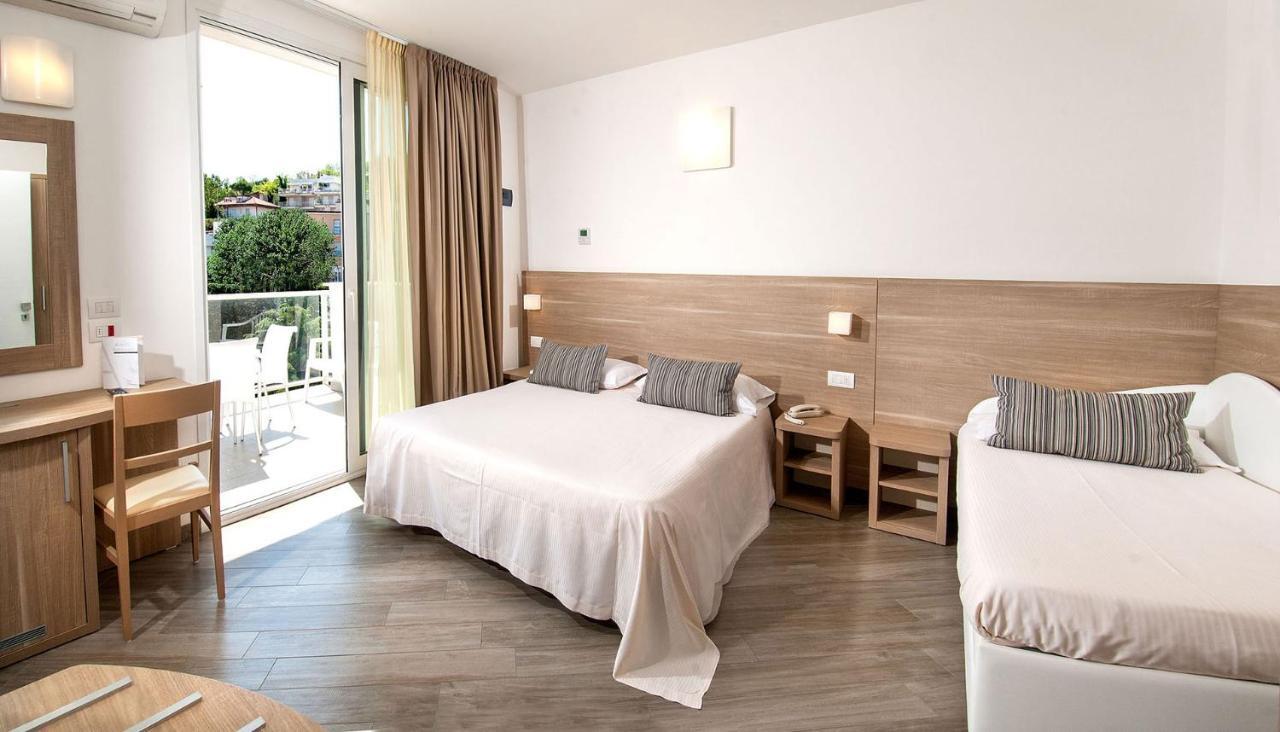 Hotel Atlantic & Spa Gabicce Mare Dış mekan fotoğraf